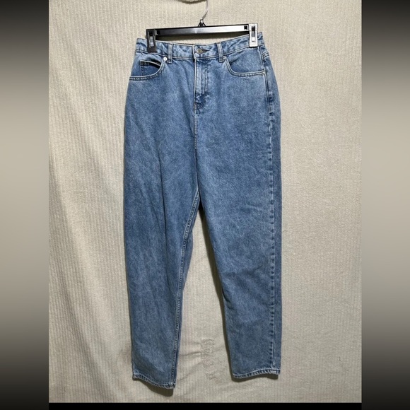 ASOS Design Rigid Tapered Jeans Blue Light Wash Size 28/32 - Picture 1 of 9